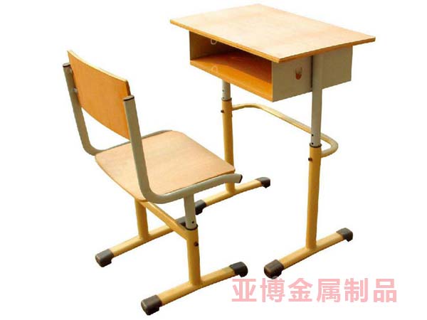 课桌椅015